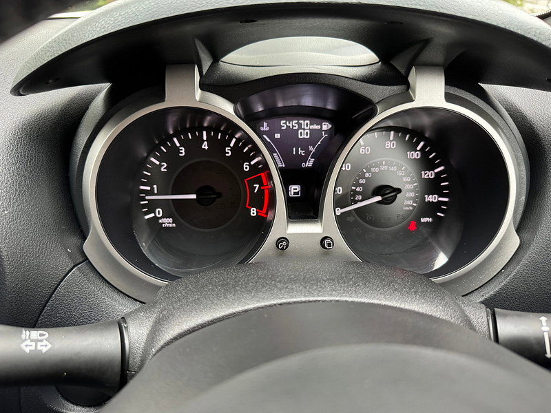 Nissan Juke 1.6 Acenta SUV 5dr Petrol XTRON Euro 6 (117 ps)