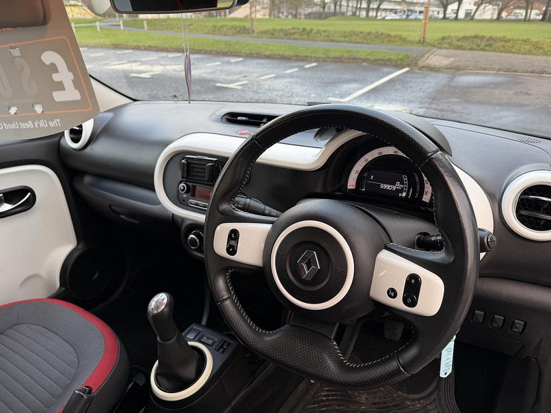 Renault Twingo 1.0 SCe Dynamique Hatchback 5dr Petrol Manual Euro 6 (s/s) (70 ps)