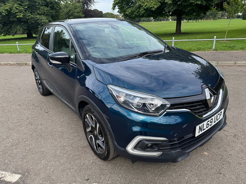 Renault Captur 0.9 TCe ENERGY Iconic SUV 5dr Petrol Manual Euro 6 (s/s) (90 ps)