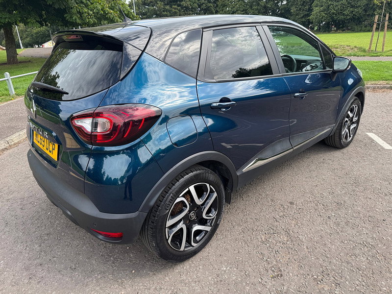 Renault Captur 0.9 TCe ENERGY Iconic SUV 5dr Petrol Manual Euro 6 (s/s) (90 ps)