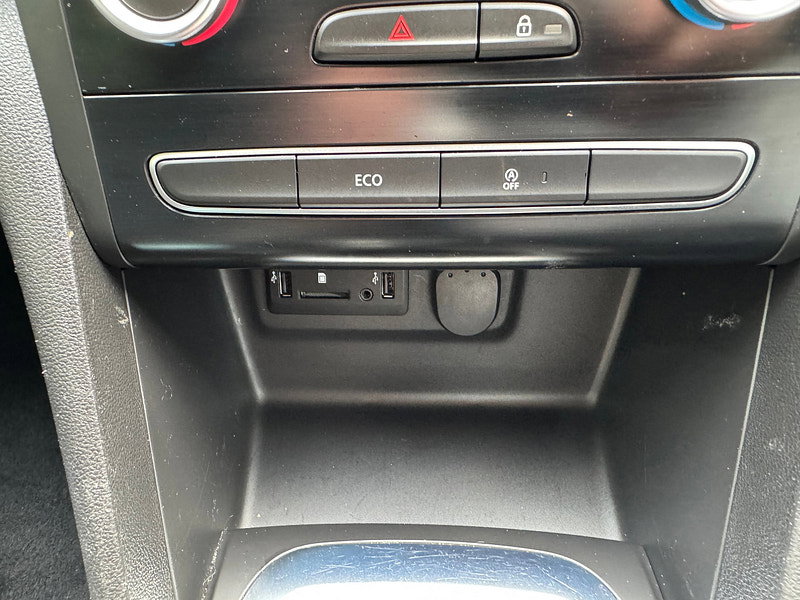 Renault Megane 1.5 dCi Dynamique S Nav Sport Tourer 5dr Diesel Manual Euro 6 (s/s) (110 ps)