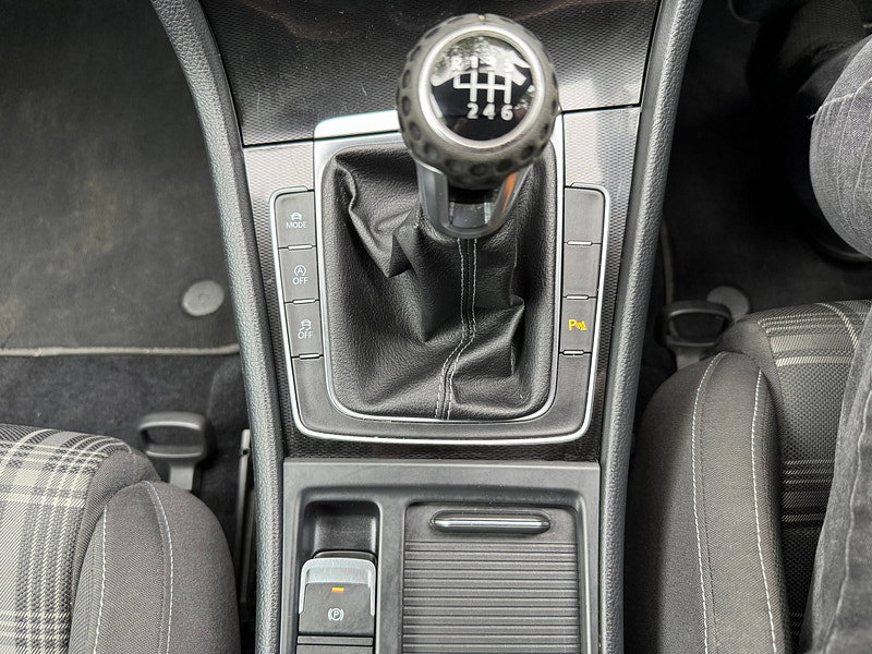 Volkswagen Golf 2.0 TDI BlueMotion Tech GTD Hatchback 3dr Diesel Manual Euro 6 (s/s) (184 ps)