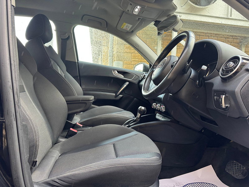 Audi A1 1.4 TFSI CoD Sport Sportback 5dr Petrol S Tronic Euro 5 (s/s) (140 ps)
