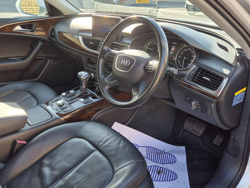 Audi A6 Saloon 2.0 TFSI Saloon 4dr Petrol Hybrid Tiptronic Euro 5 (s/s) (245 ps)