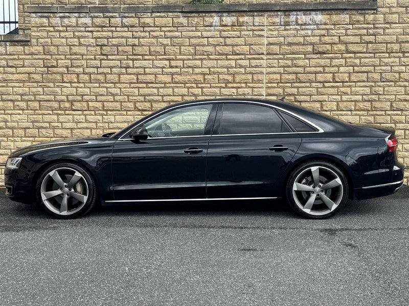 Audi A8 4.0 TFSI V8 Sport Executive Tiptronic quattro Euro 6 (s/s) 4dr LWB