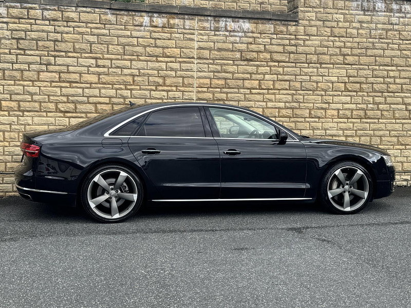 Audi A8 4.0 TFSI V8 Sport Executive Tiptronic quattro Euro 6 (s/s) 4dr LWB
