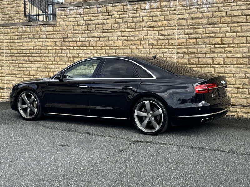 Audi A8 4.0 TFSI V8 Sport Executive Tiptronic quattro Euro 6 (s/s) 4dr LWB