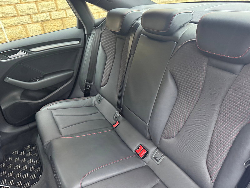 Audi S3 2.0 TFSI Saloon 4dr Petrol S Tronic quattro Euro 6 (s/s) (Nav) (300 ps)