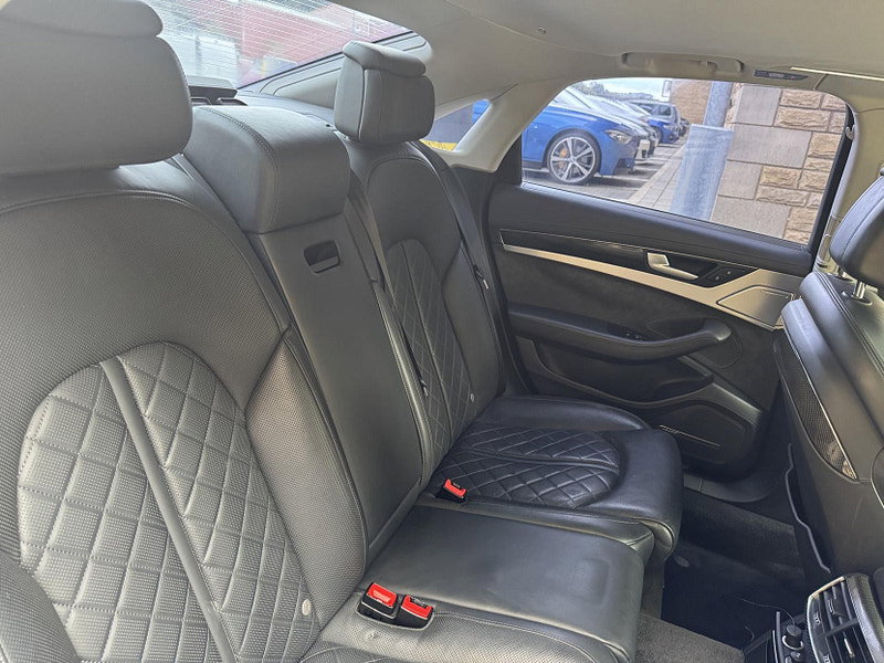 Audi S8 4.0 TFSI V8 Saloon 4dr Petrol Tiptronic quattro Euro 6 (s/s) (520 ps)