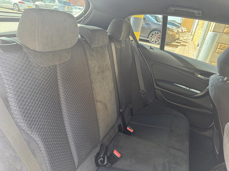 BMW 1 Series 3.0 M135i Hatchback 5dr Petrol Auto Euro 5 (s/s) (320 ps)