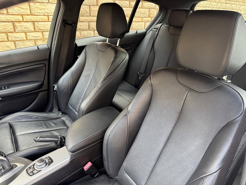 BMW 1 Series 3.0 M135i Hatchback 5dr Petrol Auto Euro 5 (s/s) (320 ps)