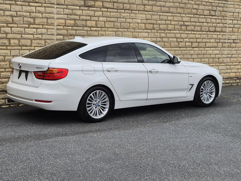 BMW 3 Series Gran Turismo 2.0 320i Luxury GT Auto Euro 6 (s/s) 5dr