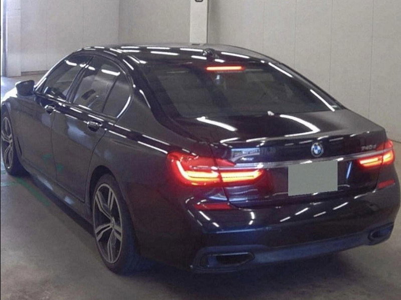 BMW 7 Series 3.0 740d M Sport Saloon 4dr Diesel Auto xDrive Euro 6 (s/s) (320 ps)