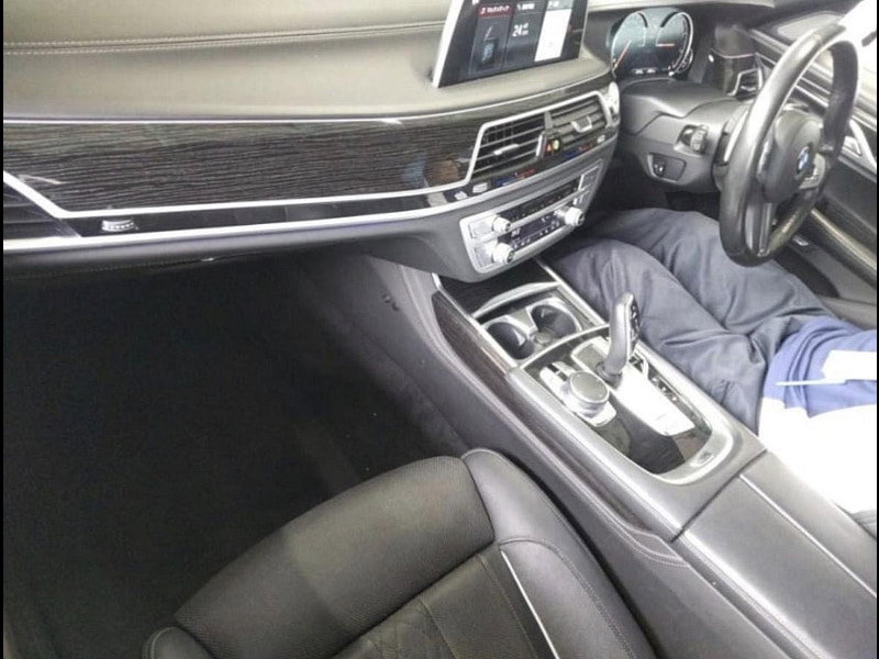 BMW 7 Series 3.0 740d M Sport Saloon 4dr Diesel Auto xDrive Euro 6 (s/s) (320 ps)