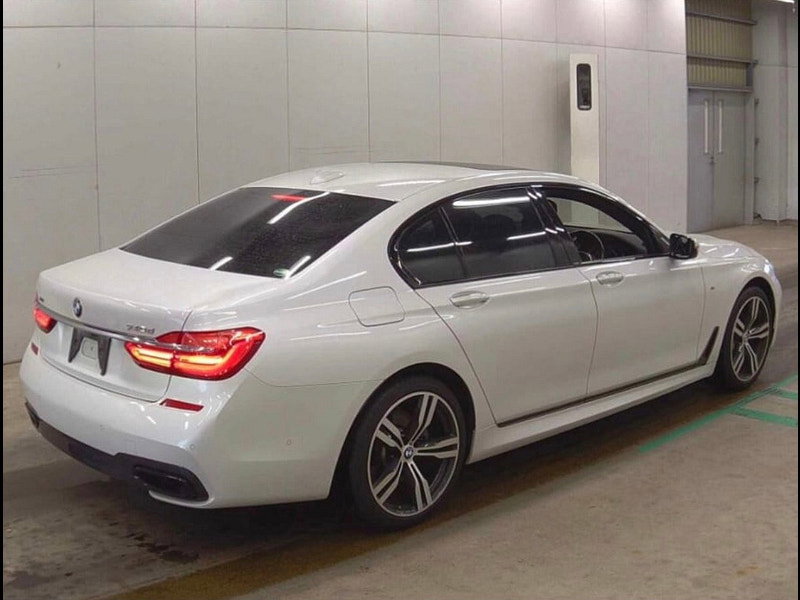 BMW 7 Series 3.0 740d M Sport Saloon 4dr Diesel Auto xDrive Euro 6 (s/s) (320 ps)