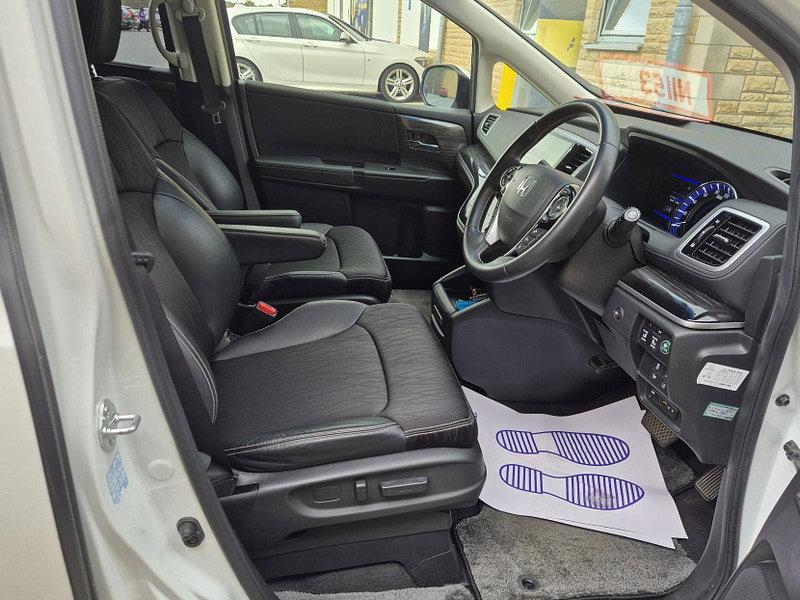 Honda Odyssey 2.0  Hybrid Absolute Sensing 5 DR