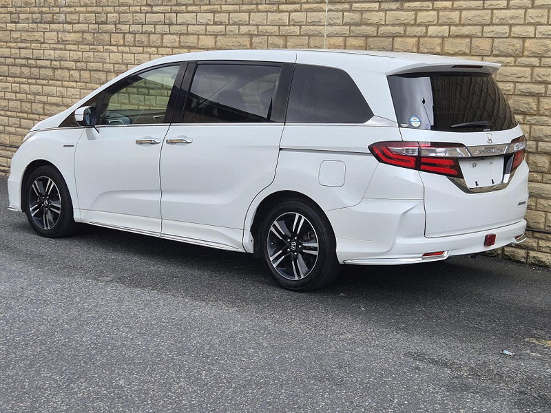 Honda Odyssey 2.0  Hybrid Absolute Sensing 5 DR