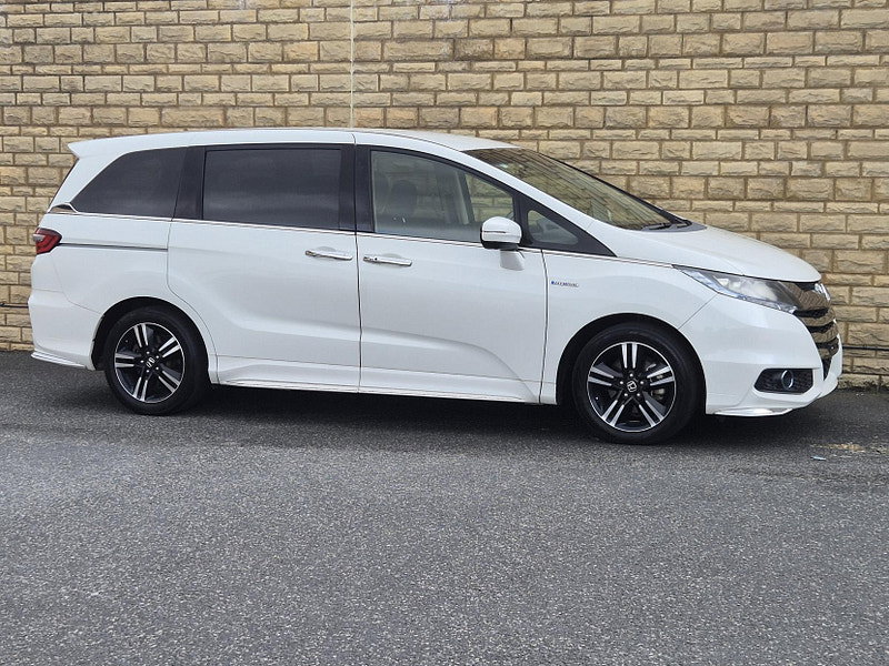 Honda Odyssey 2.0  Hybrid Absolute Sensing 5 DR