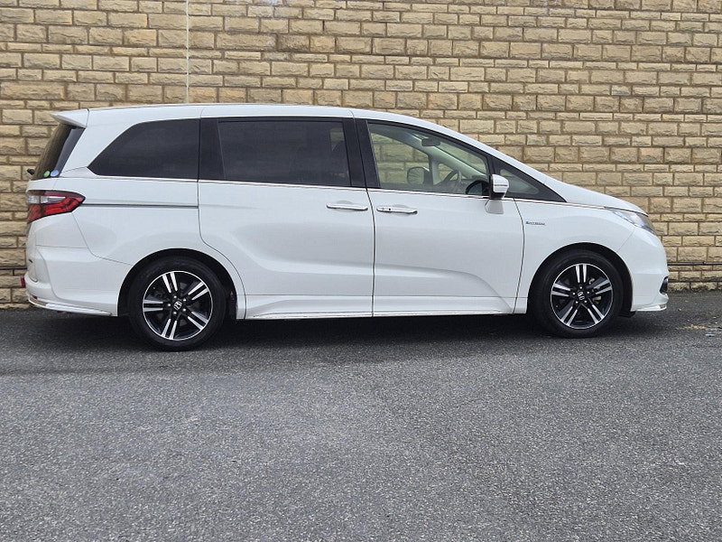 Honda Odyssey 2.0  Hybrid Absolute Sensing 5 DR