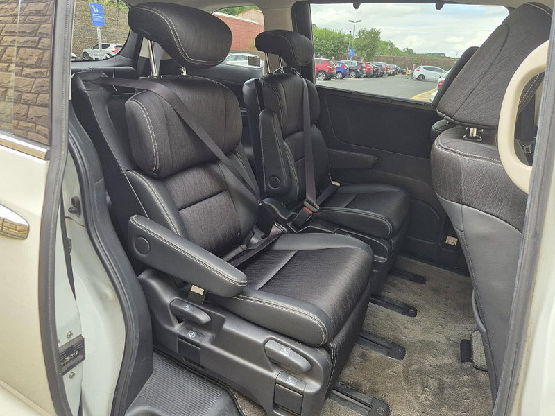Honda Odyssey 2.0  Hybrid Absolute Sensing 5 DR