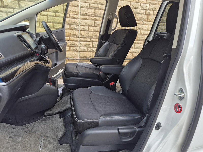 Honda Odyssey 2.0  Hybrid Absolute Sensing 5 DR