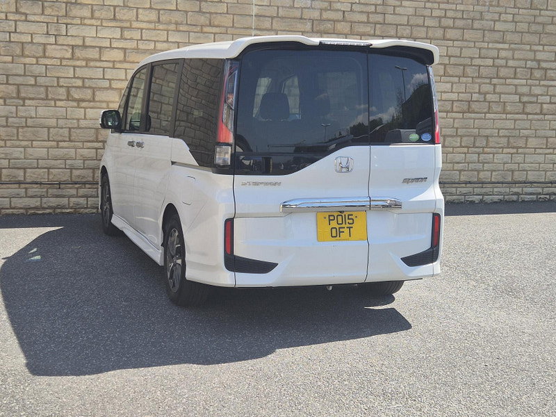 Honda Stepwagon RP3 1.5 TURBO SPADA COOL SPIRIT 7 SEAT