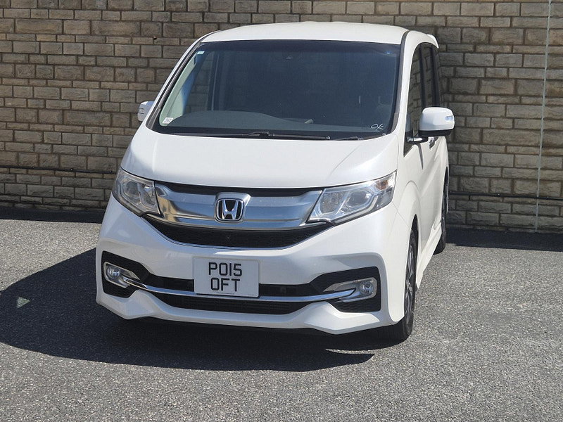 Honda Stepwagon RP3 1.5 TURBO SPADA COOL SPIRIT 7 SEAT