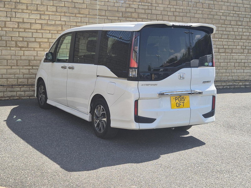 Honda Stepwagon RP3 1.5 TURBO SPADA COOL SPIRIT 7 SEAT
