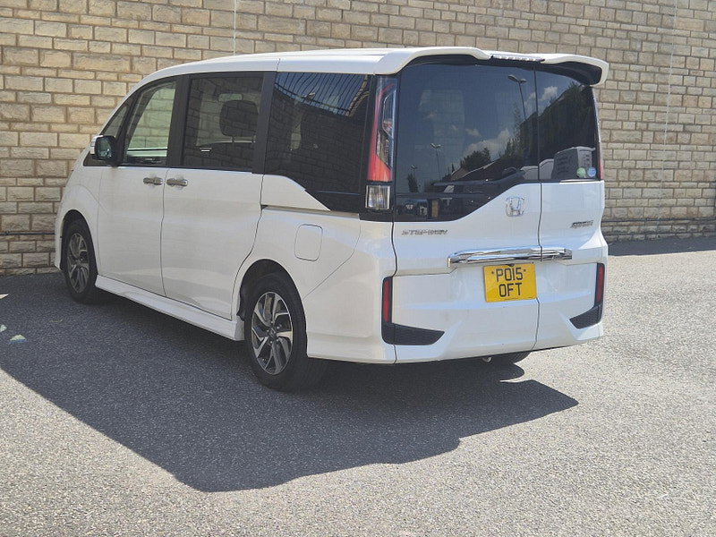 Honda Stepwagon RP3 1.5 TURBO SPADA COOL SPIRIT 7 SEAT