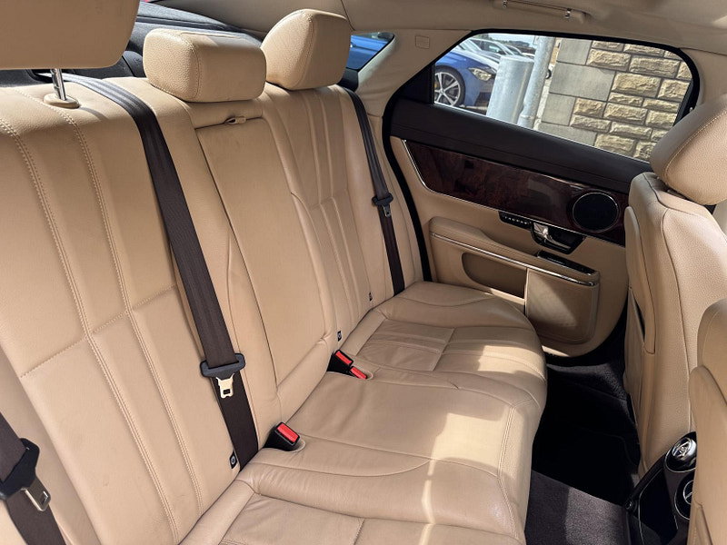 Jaguar XJ 5.0 V8 Premium Luxury Auto Euro 5 4dr