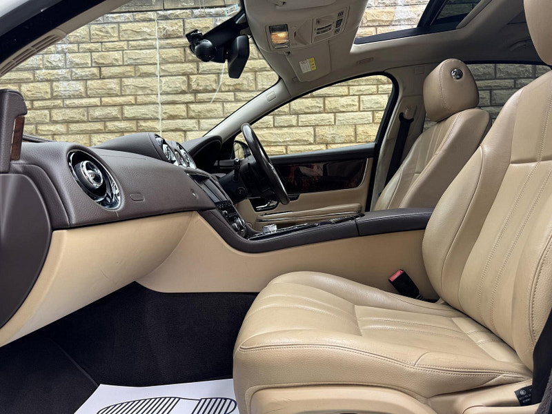 Jaguar XJ 5.0 V8 Premium Luxury Auto Euro 5 4dr