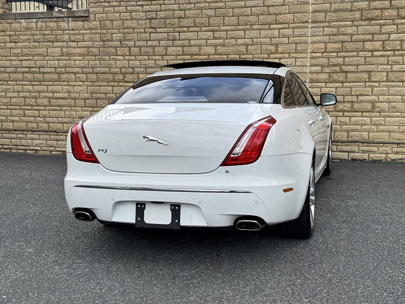 Jaguar XJ 5.0 V8 Premium Luxury Auto Euro 5 4dr