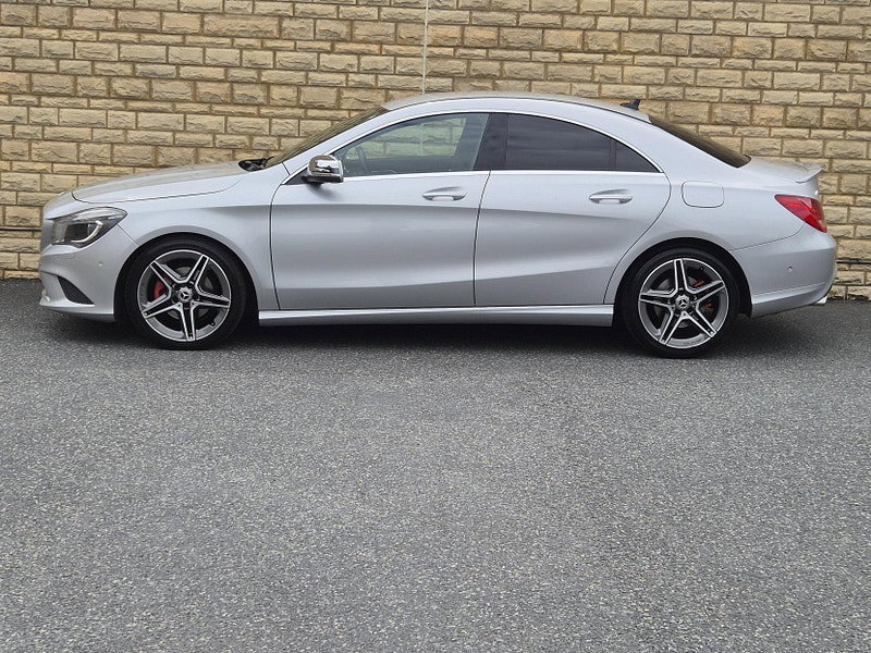 Mercedes-Benz CLA 1.6 CLA180 AMG Sport Coupe 7G-DCT Euro 6 (s/s) 4dr