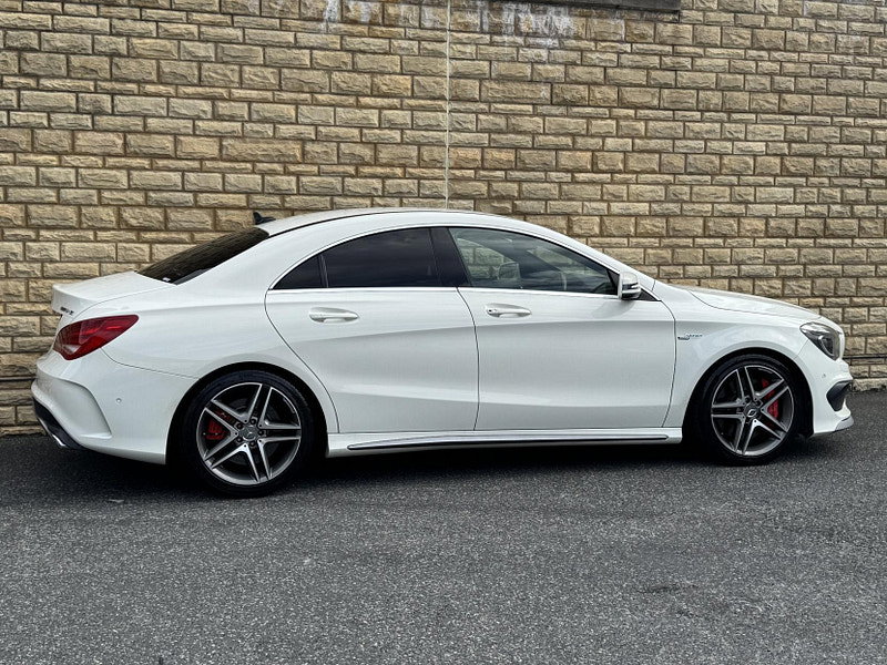 Mercedes-Benz CLA 2.0 CLA45 AMG Coupe SpdS DCT 4MATIC Euro 6 (s/s) 4dr