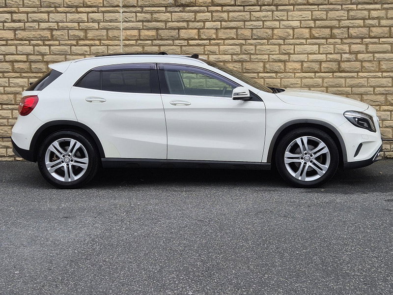 Mercedes-Benz GLA 1.6 GLA180 AMG Line Edition SUV 5dr Petrol 7G-DCT Euro 6 (s/s) (122 ps)