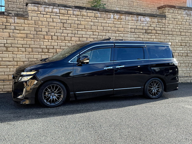 Nissan Elgrand 2.5L PETROL HIGHWAY STAR  EURO 5DR CVT