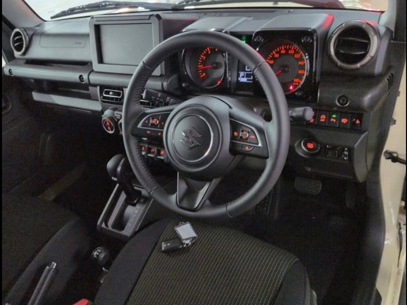 Suzuki Jimny 1.5 Jimny Nomade 5dr Petrol Auto ALLGRIP Euro 6 (101 ps)