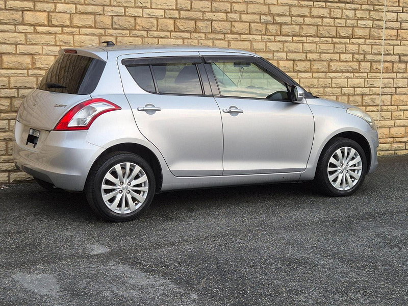 Suzuki Swift 1.2 SZ4 Hatchback 5dr Petrol Auto Euro 5 (94 ps)
