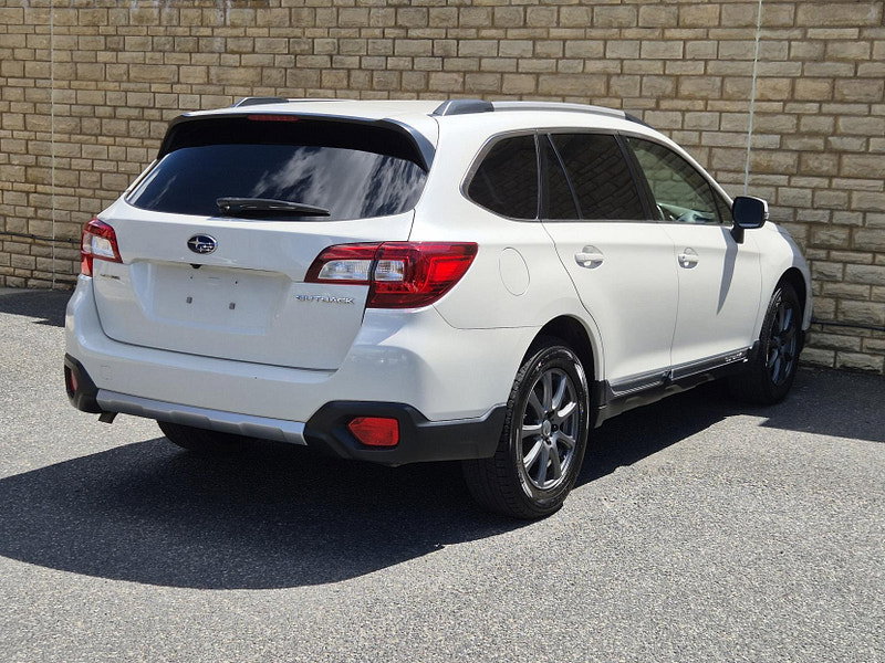 Subaru Outback 2.5i SE Premium Estate 5dr Petrol Lineartronic 4WD Euro 6 (s/s) (175 ps)