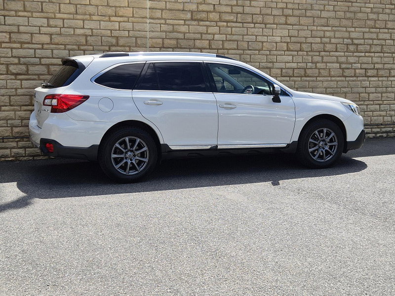 Subaru Outback 2.5i SE Premium Estate 5dr Petrol Lineartronic 4WD Euro 6 (s/s) (175 ps)