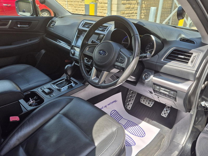 Subaru Outback 2.5i SE Premium Estate 5dr Petrol Lineartronic 4WD Euro 6 (s/s) (175 ps)