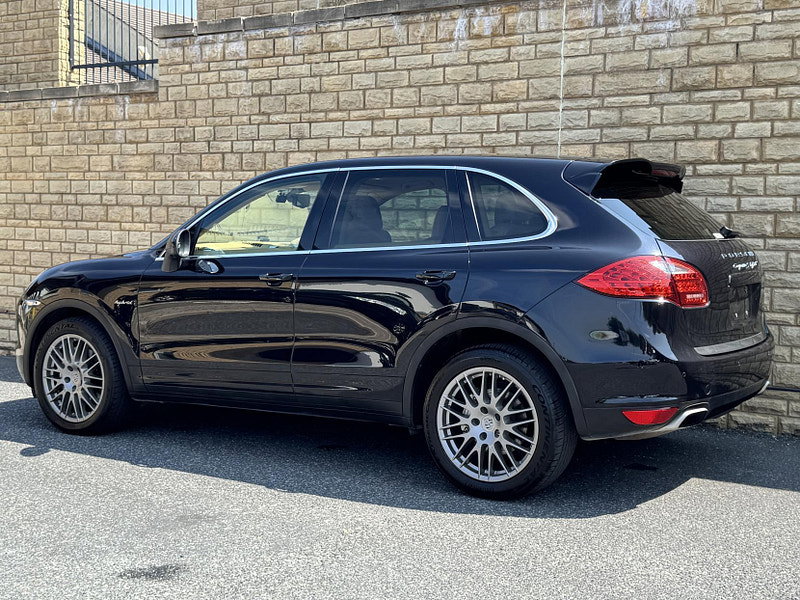 Porsche Cayenne 3.0h V6 S TiptronicS 4WD Euro 5 (s/s) 5dr