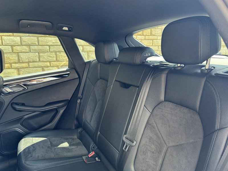Porsche Macan 3.0 V6 S PDK 4WD Euro 6 (s/s) 5dr