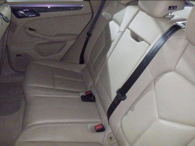 Porsche Macan 3.6T V6 Turbo SUV 5dr Petrol PDK 4WD Euro 6 (s/s) (400 ps)