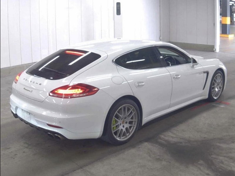Porsche Panamera 3.0h V6 S Hatchback 5dr Petrol Hybrid TiptronicS Euro 5 (s/s) (380 ps)