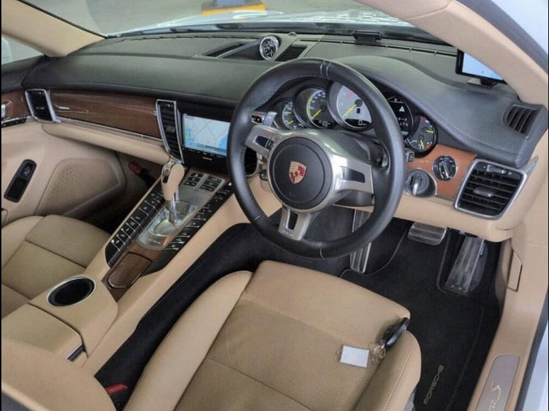 Porsche Panamera 3.0h V6 S Hatchback 5dr Petrol Hybrid TiptronicS Euro 5 (s/s) (380 ps)
