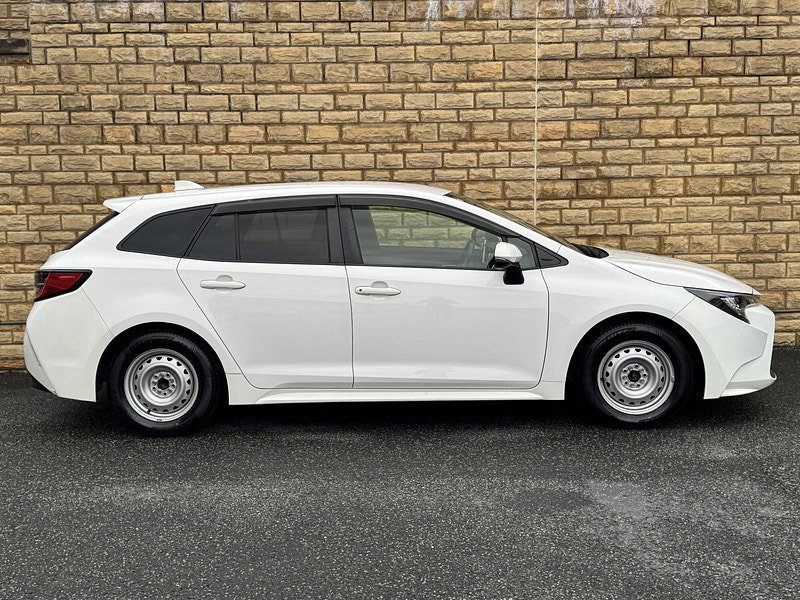 Toyota Corolla 1.8 VVT-h Excel Touring Sports 5dr Petrol Hybrid CVT Euro 6 (s/s) (122 ps)