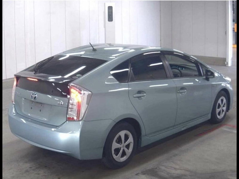 Toyota Prius 1.8 VVT-h Active Hatchback 5dr Petrol Hybrid CVT Euro 6 (s/s) (122 ps)