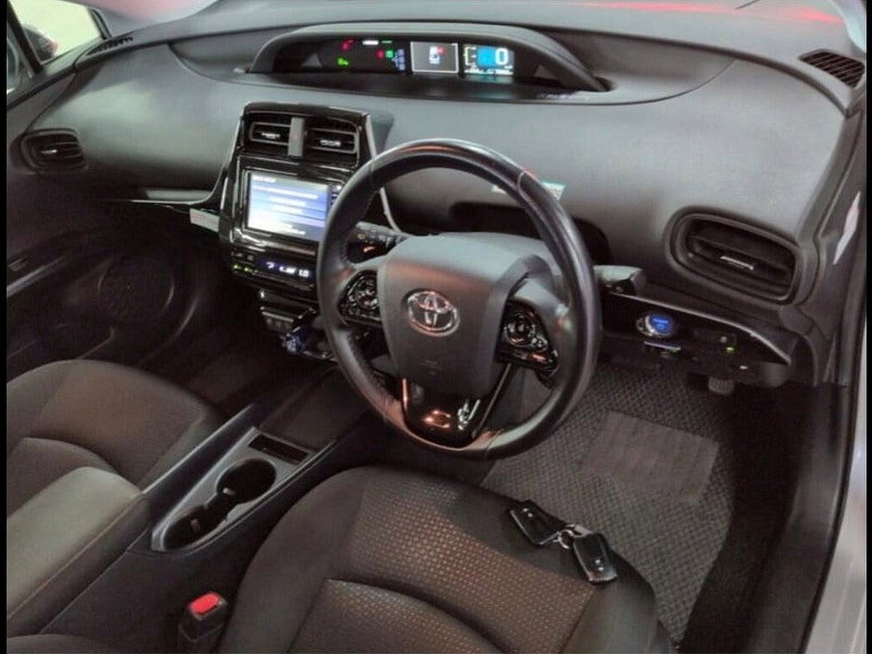Toyota Prius 1.8 VVT-h Active Hatchback 5dr Petrol Hybrid CVT Euro 6 (s/s) (122 ps)