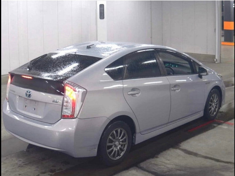Toyota Prius 1.8 VVT-h Hatchback 5dr Petrol Hybrid CVT Euro 6 (s/s) (136 ps)
